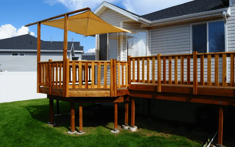 shaded-stained-deck-back-of-house_result